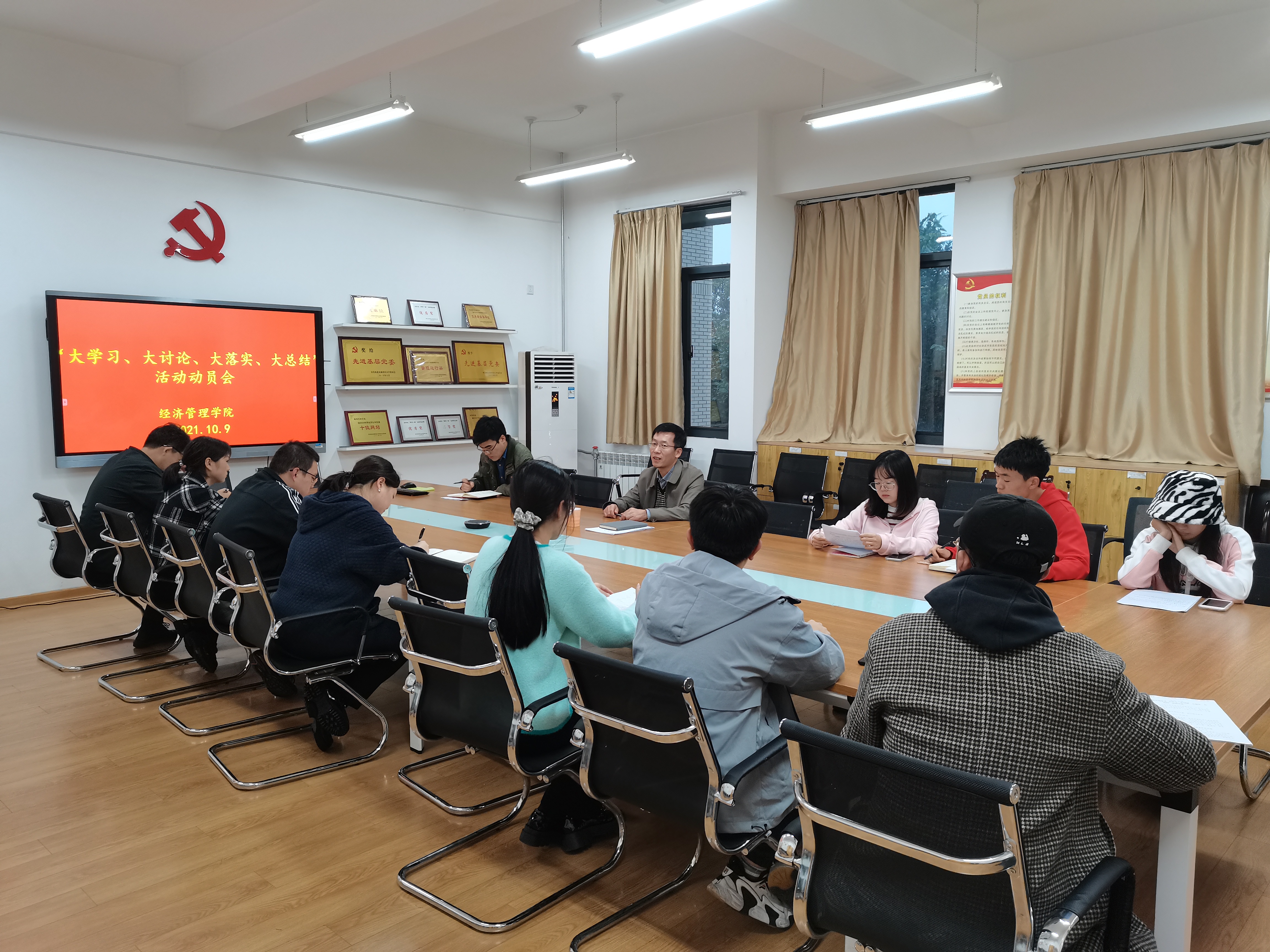 bb75774b4ce546d9913203254e4c1550.jpg bb75774b4ce546d9913203254e4c1550.jpg